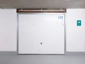 Prodej garáže, Praha - Smíchov, Tomkova, 19 m2