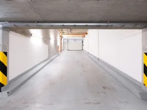 Prodej garáže, Praha - Smíchov, Tomkova, 19 m2