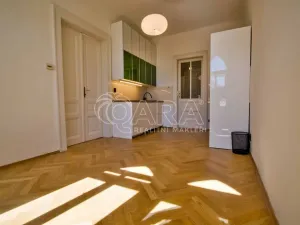 Pronájem bytu 2+kk, Praha - Vršovice, Slovinská, 44 m2