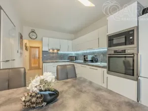 Pronájem bytu 3+1, Praha - Strašnice, Průběžná, 78 m2