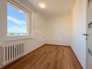 Pronájem bytu 4+1, Jindřichův Hradec - Jindřichův Hradec V, Kosmonautů, 85 m2