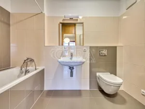 Pronájem bytu 2+kk, Dolní Břežany, Náměstí Na Sádkách, 58 m2