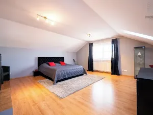 Prodej rodinného domu, Rosice, Malackova, 162 m2