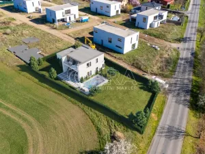 Prodej pozemku pro bydlení, Předboj, Zvonková, 745 m2