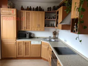 Pronájem bytu 3+1, Dvůr Králové nad Labem, Nad Parkem, 73 m2