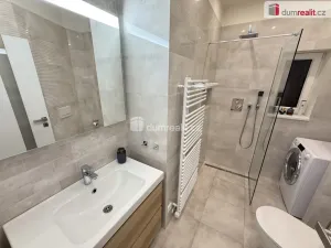 Pronájem bytu 2+kk, Praha - Košíře, Brožíkova, 47 m2