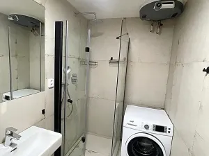 Pronájem bytu 1+1, Praha - Libeň, U Balabenky, 35 m2