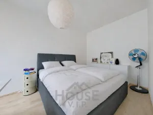 Prodej bytu 2+kk, Praha - Vysočany, Pod Harfou, 53 m2