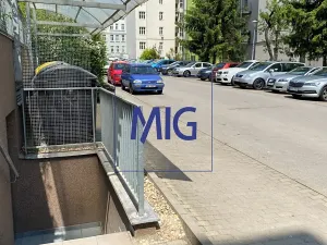 Prodej garážového stání, Brno, Trýbova, 25 m2