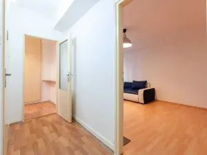 Pronájem bytu 1+1, Praha - Vršovice, Na louži, 36 m2