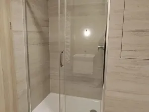 Pronájem bytu 1+kk, Praha - Vysočany, Poděbradská, 35 m2