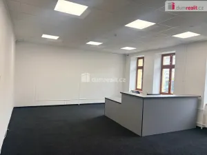 Pronájem kanceláře, Břeclav, náměstí T. G. Masaryka, 39 m2