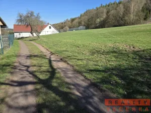 Prodej pozemku pro bydlení, Komárov, 1061 m2