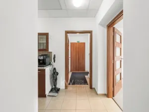 Prodej rodinného domu, Jesenice, Budějovická, 340 m2