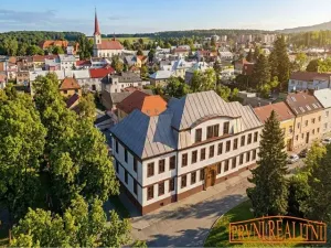 Prodej bytu 2+kk, Bystřice pod Hostýnem, Schwaigrovo nám., 48 m2