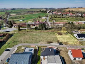 Prodej pozemku pro bydlení, Hradčany, 1301 m2