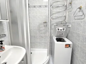 Pronájem bytu 2+1, Praha - Břevnov, Brunclíkova, 52 m2