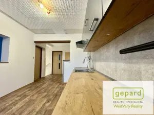 Prodej rodinného domu, Karlovy Vary - Počerny, 150 m2