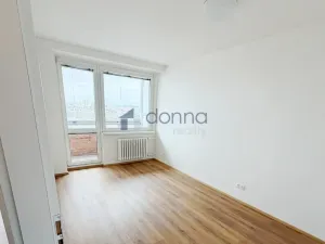 Pronájem bytu 3+kk, Praha, V dolině, 59 m2