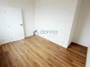 Pronájem bytu 3+kk, Praha, V dolině, 59 m2