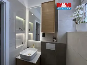 Pronájem bytu 2+kk, Český Těšín, Ostravská, 39 m2