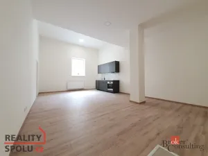 Pronájem bytu 1+kk, Hlučín, Mírové náměstí, 47 m2