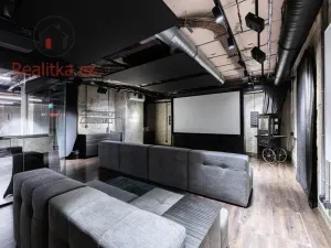 Prodej atypického bytu, Praha - Modřany, Československého exilu, 124 m2