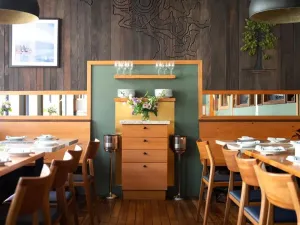 Pronájem restaurace, Praha - Žižkov, Hartigova, 145 m2