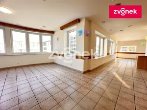 Pronájem restaurace, Zlín, Antonínova, 174 m2