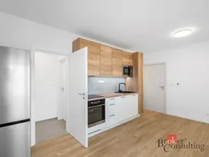 Pronájem bytu 2+kk, Praha - Modřany, Barunčina, 34 m2