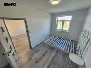Pronájem bytu 3+kk, Milovice, Slepá, 51 m2