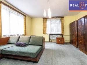 Prodej rodinného domu, Praha, V údolí, 264 m2