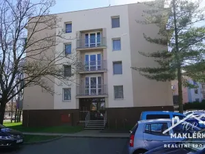 Prodej bytu 2+1, Přelouč, náměstí 17. listopadu, 64 m2