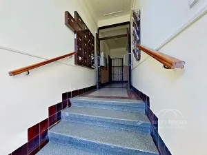 Pronájem bytu 1+kk, Praha - Braník, Branická, 33 m2