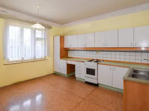 Prodej rodinného domu, Praha - Zbraslav, Nezvalova, 204 m2