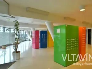 Pronájem bytu 2+kk, Praha - Smíchov, Švédská, 62 m2