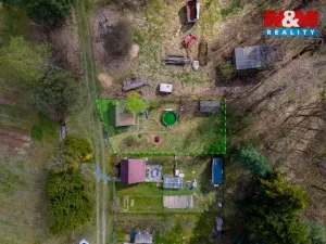 Prodej zahrady, Valašské Meziříčí - Bynina, 400 m2