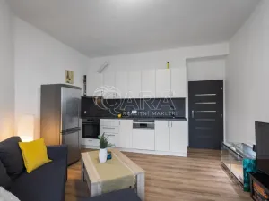 Pronájem bytu 2+kk, Praha - Michle, U plynárny, 54 m2