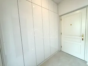 Pronájem bytu 1+kk, Praha - Smíchov, Holečkova, 56 m2