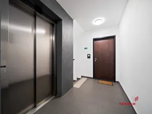 Prodej bytu 4+kk, Hradec Králové - Pražské Předměstí, Farářství, 124 m2