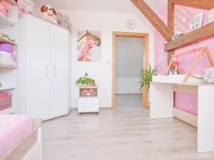 Prodej atypického bytu, Hrobčice - Razice, 244 m2