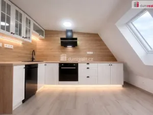 Pronájem bytu 2+kk, Teplice, Baarova, 66 m2