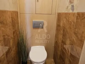 Prodej bytu 3+1, České Budějovice, Průběžná, 90 m2