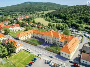 Prodej bytu 1+kk, Jince, Slavíkova, 47 m2