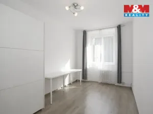 Pronájem bytu 3+kk, Praha - Vysočany, Podnádražní, 72 m2