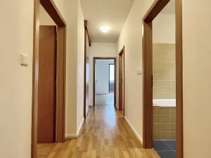 Prodej bytu 3+kk, Praha - Záběhlice, Na Slatince, 70 m2