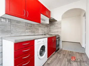 Prodej bytu 2+1, Plzeň - Skvrňany, Křimická, 52 m2