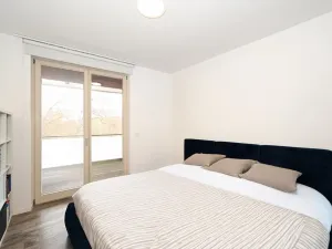 Pronájem bytu 4+kk, Praha - Hrdlořezy, Mezilehlá, 142 m2