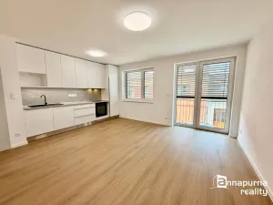 Pronájem bytu 2+kk, Ivančice, Jana Fibicha, 43 m2