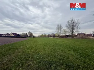 Prodej louky, Hradec Králové, 3647 m2